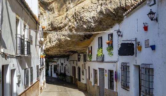 Setenil de las Bodegas